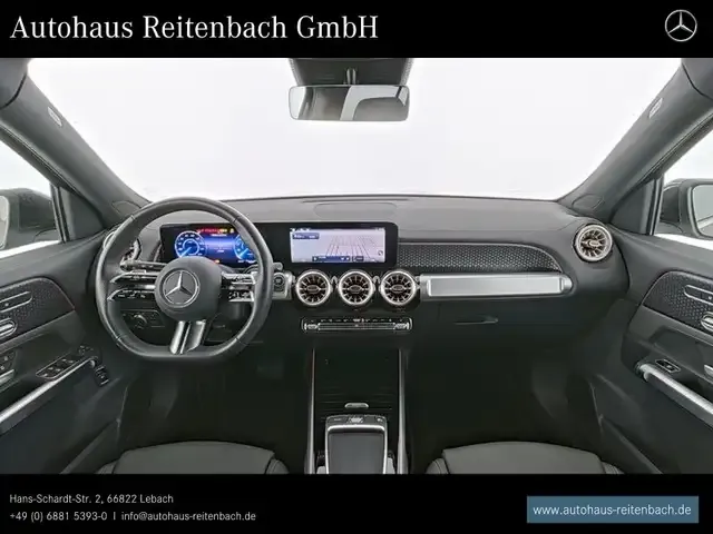 Mercedes-Benz EQB 300