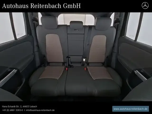 Mercedes-Benz EQB 300