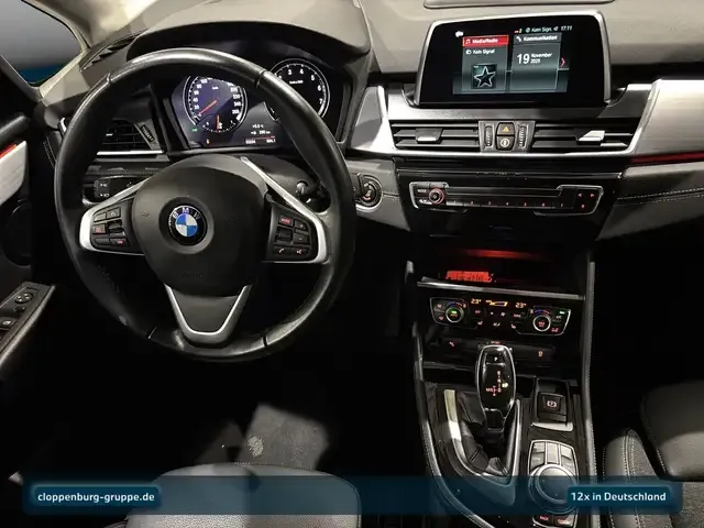 BMW 218