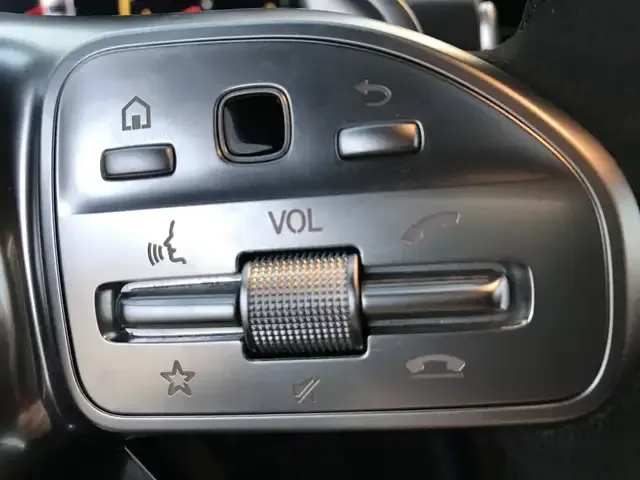 Mercedes-Benz C 63 AMG