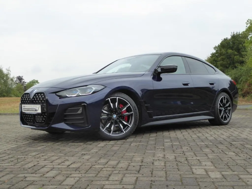 BMW 440
