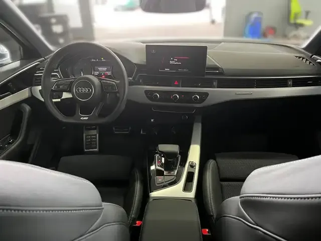 Audi S4