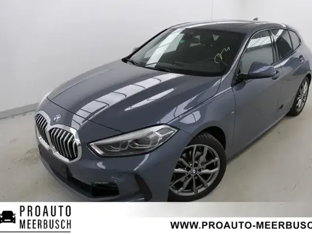 BMW 118