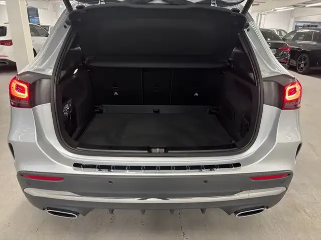 Mercedes-Benz GLA 200