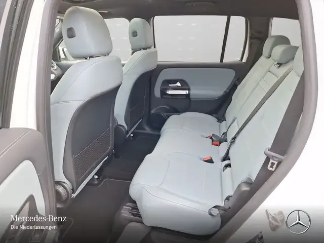 Mercedes-Benz EQB 300