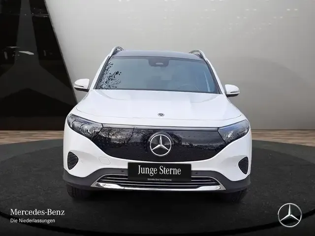 Mercedes-Benz EQB 300