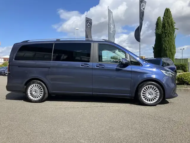Mercedes-Benz V 250
