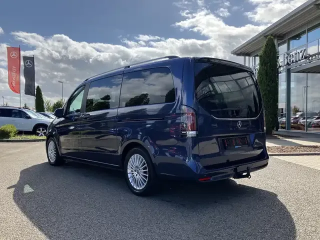 Mercedes-Benz V 250
