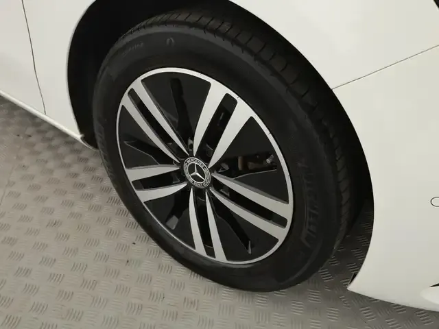 Mercedes-Benz B 250
