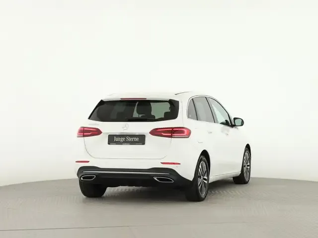 Mercedes-Benz B 250