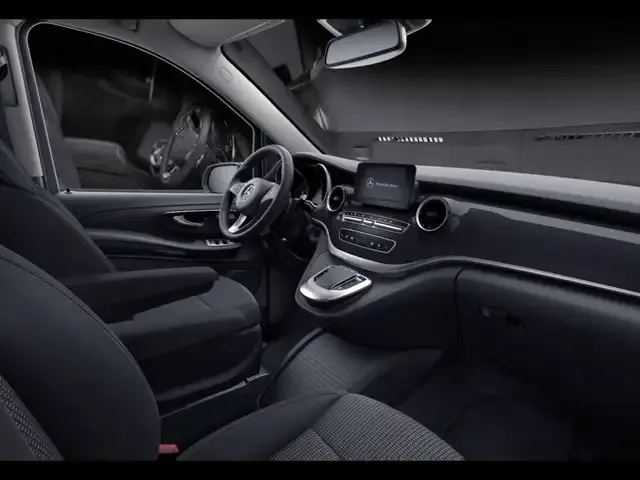 Mercedes-Benz V 220