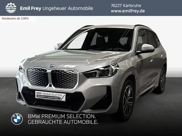 BMW iX1