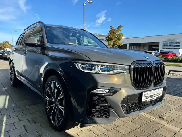 BMW X7 M