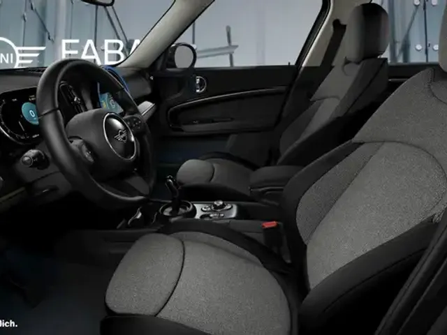 MINI Cooper D Countryman