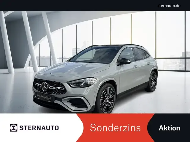 Mercedes-Benz GLA 200