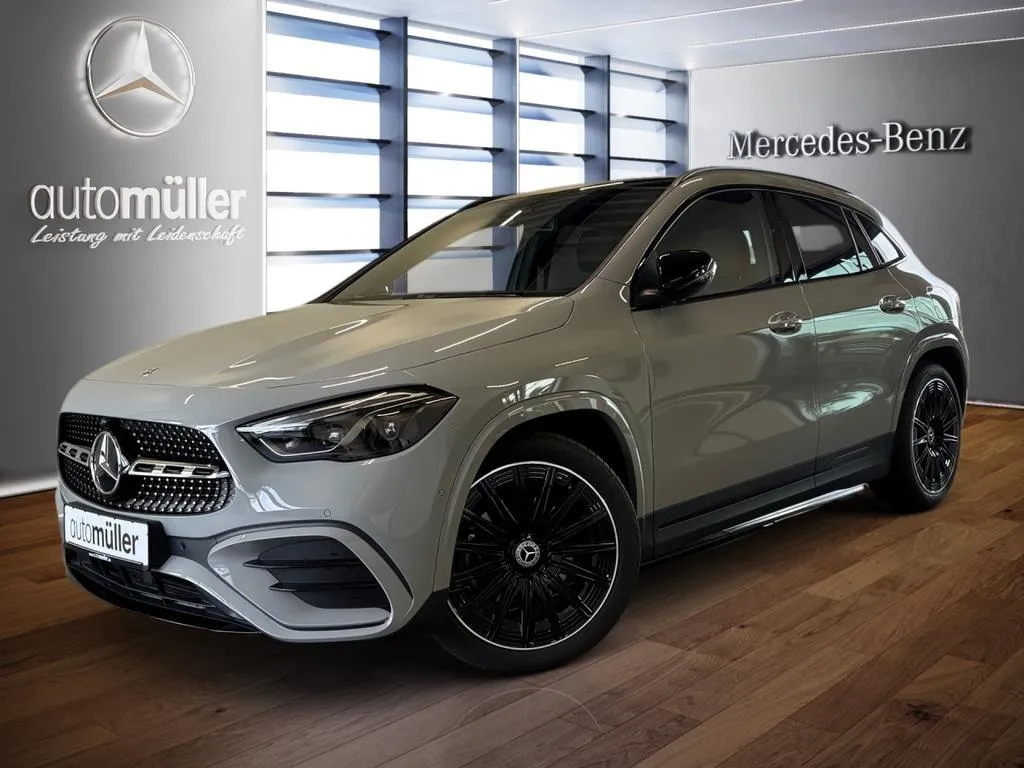 Mercedes-Benz GLA 200