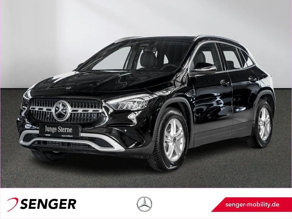 Mercedes-Benz GLA 200