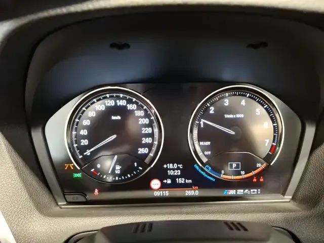BMW 240