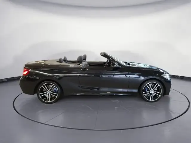 BMW 240