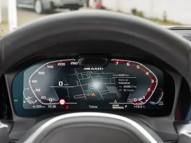 BMW 440
