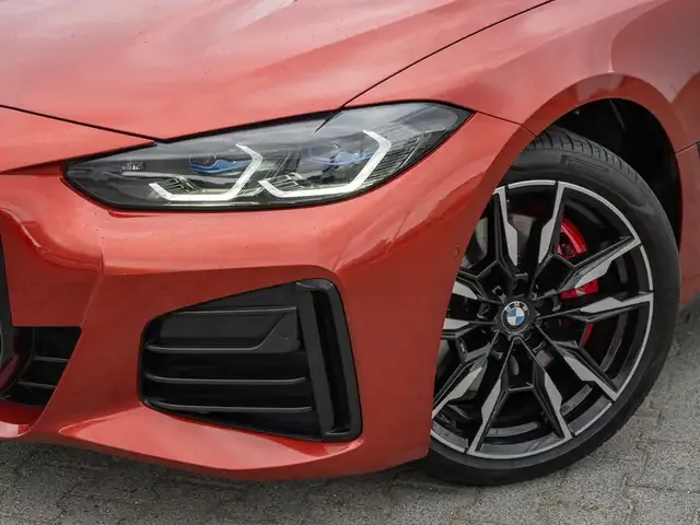 BMW 440