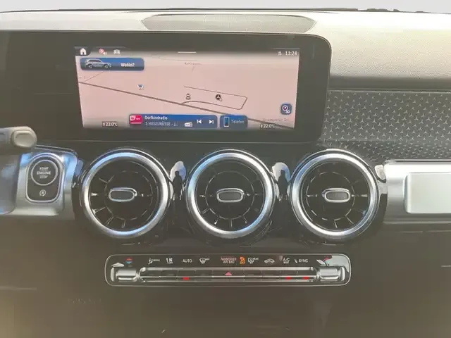 Mercedes-Benz GLB 200