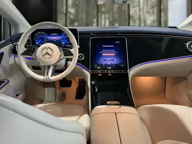Mercedes-Benz EQE 300