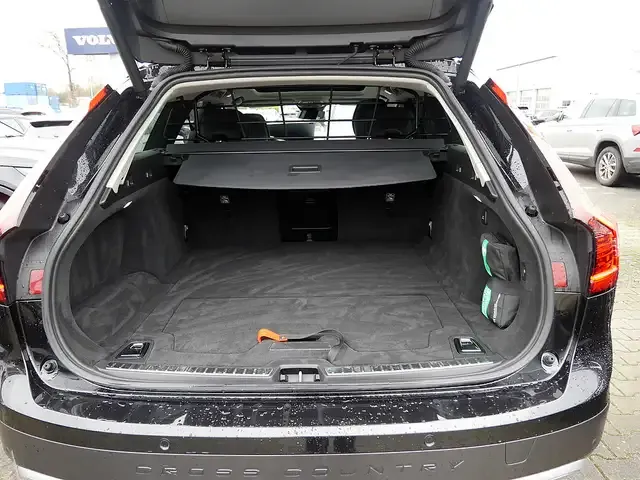 Volvo V90 Cross Country