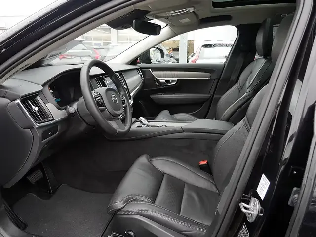 Volvo V90 Cross Country