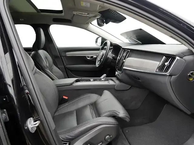 Volvo V90 Cross Country