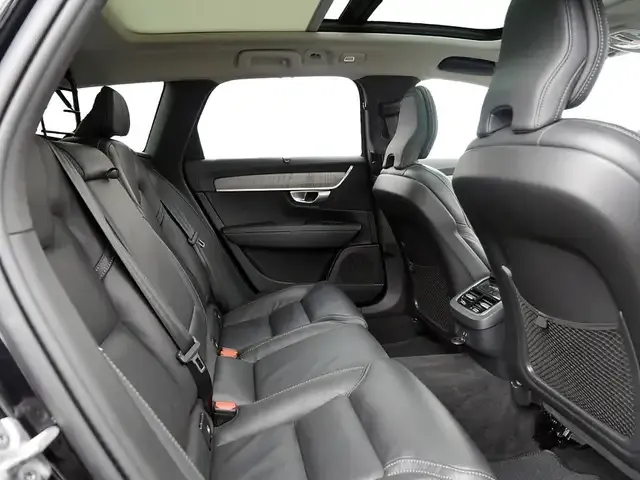 Volvo V90 Cross Country