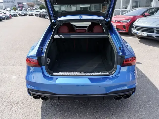 Audi S7