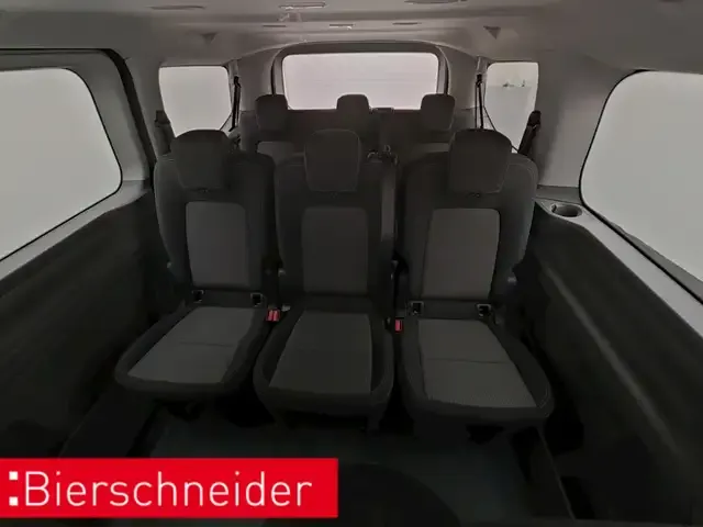 Volkswagen T7 Caravelle