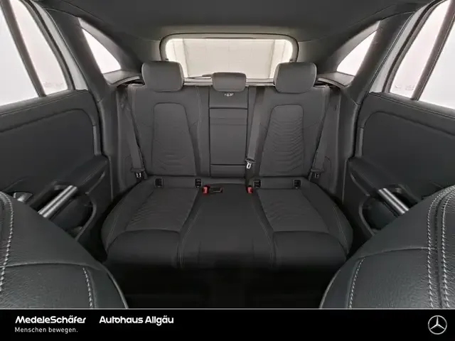 Mercedes-Benz EQA 300