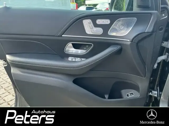Mercedes-Benz GLS 400