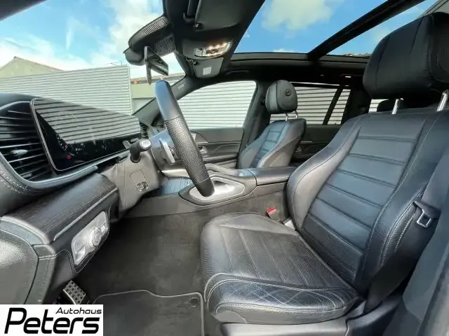 Mercedes-Benz GLS 400