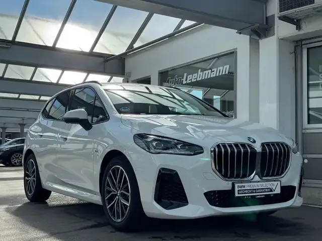 BMW 218