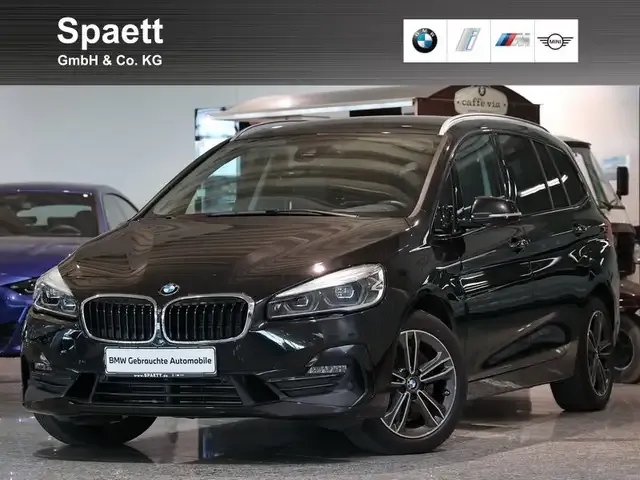 BMW 220