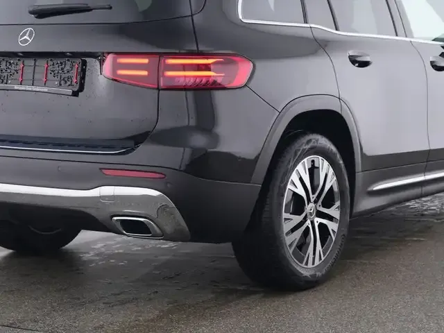 Mercedes-Benz GLB 250