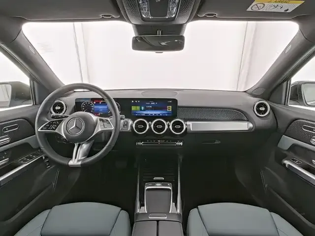 Mercedes-Benz GLB 250