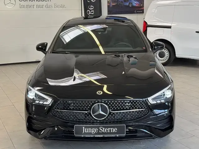 Mercedes-Benz CLA 200