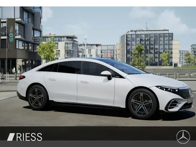 Mercedes-Benz EQS