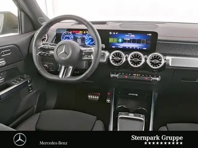 Mercedes-Benz EQB 300