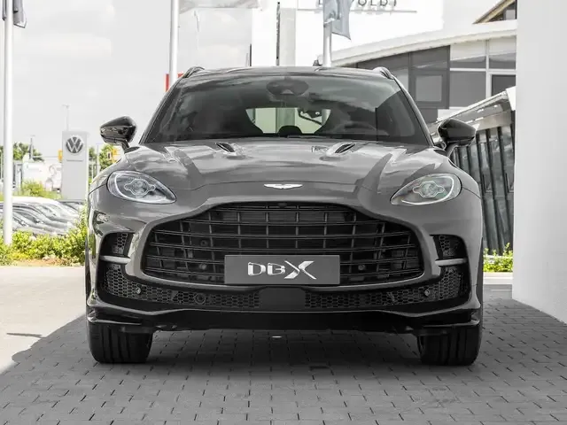 Aston Martin DBX