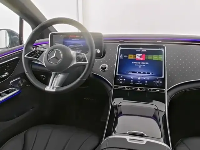 Mercedes-Benz EQE 300