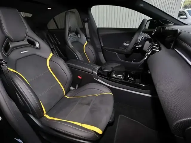 Mercedes-Benz CLA 45 AMG