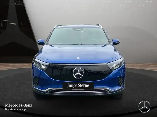 Mercedes-Benz EQA 300