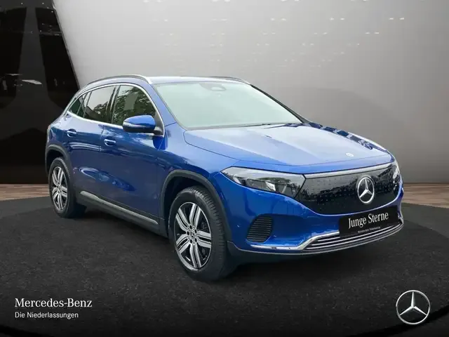 Mercedes-Benz EQA 300
