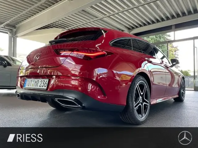 Mercedes-Benz CLA 200