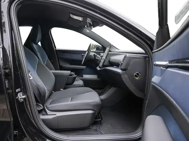 Volvo EX30